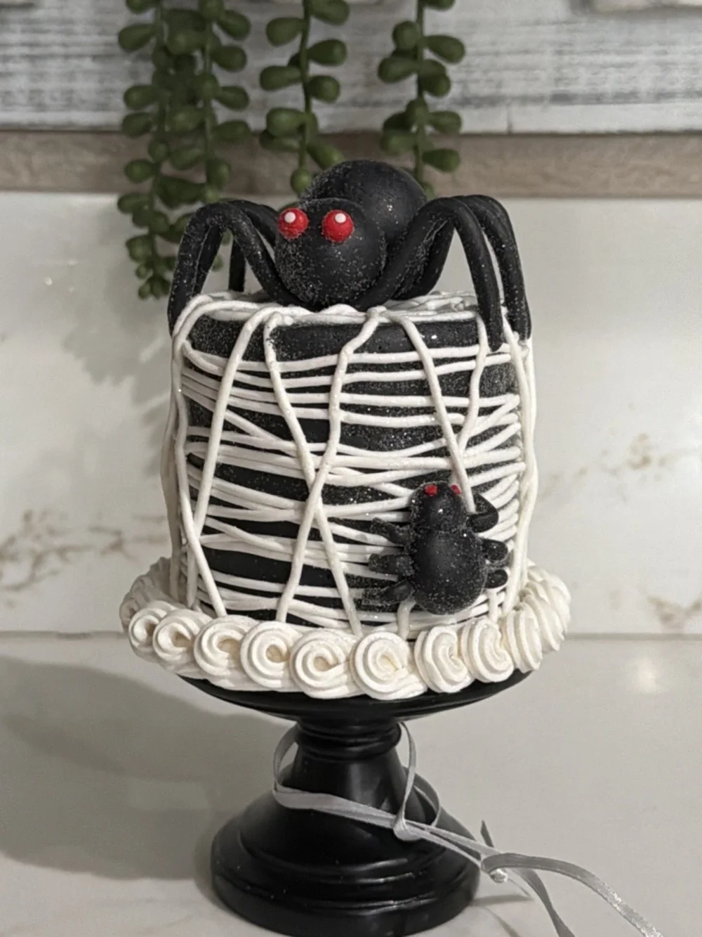 Sweet Treats Halloween Glittered Mini Spider Cake on Stand